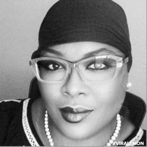 Meet your Posher, Leah